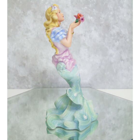 LENOX Princesses LITTLE MERMAID FIGURE Princess Of The Sea Limited Edition #8538 - Picture 4 of 10